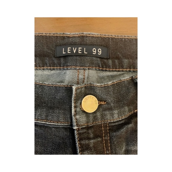 LEVEL99 jeans size 28 or size 4 RN#99299 - Picture 3 of 4